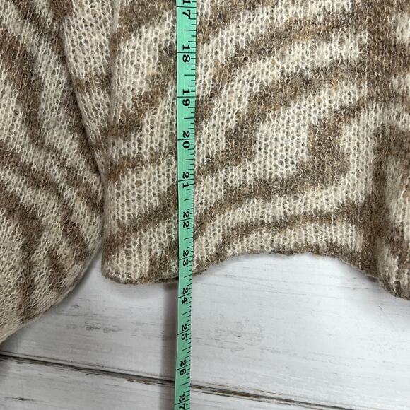 Fate Mock Neck Zebra Print Sweater Size Large - Picture 7 of 8